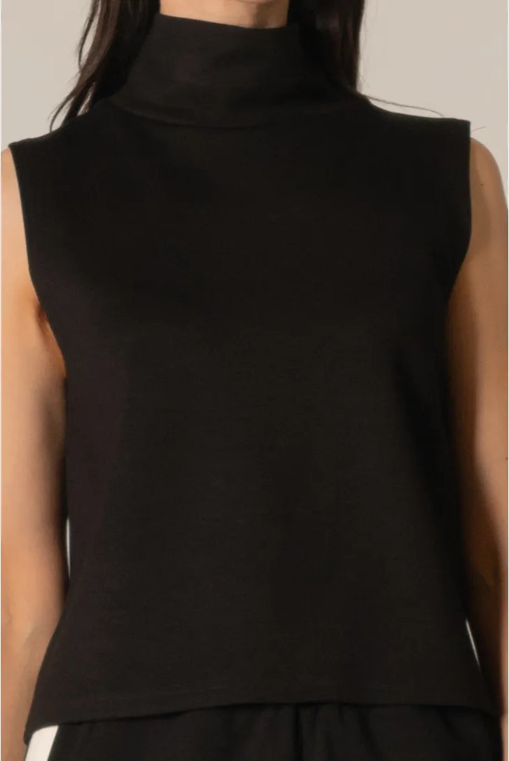 Paige Top Black - Marj & Lizzie