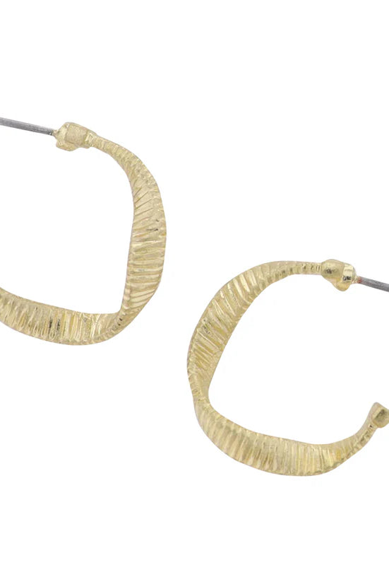 Gold Small Hoop Earring with Line Texture Twist Detail Style#JM70644E-16