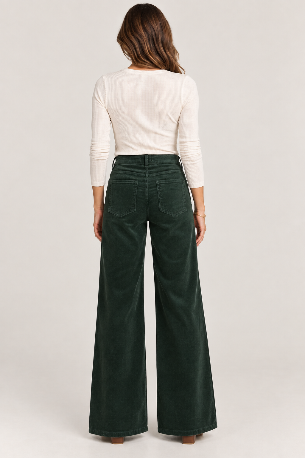 Meg High Rise Fab Ab Wide Leg pants by Kut from the Kloth in evergreen, front view