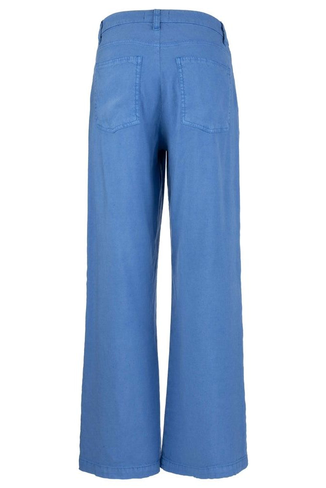 Kut from the Kloth Meg Linen Bottoms in cornflower blue, high-rise linen pants with a relaxed fit and stylish design.