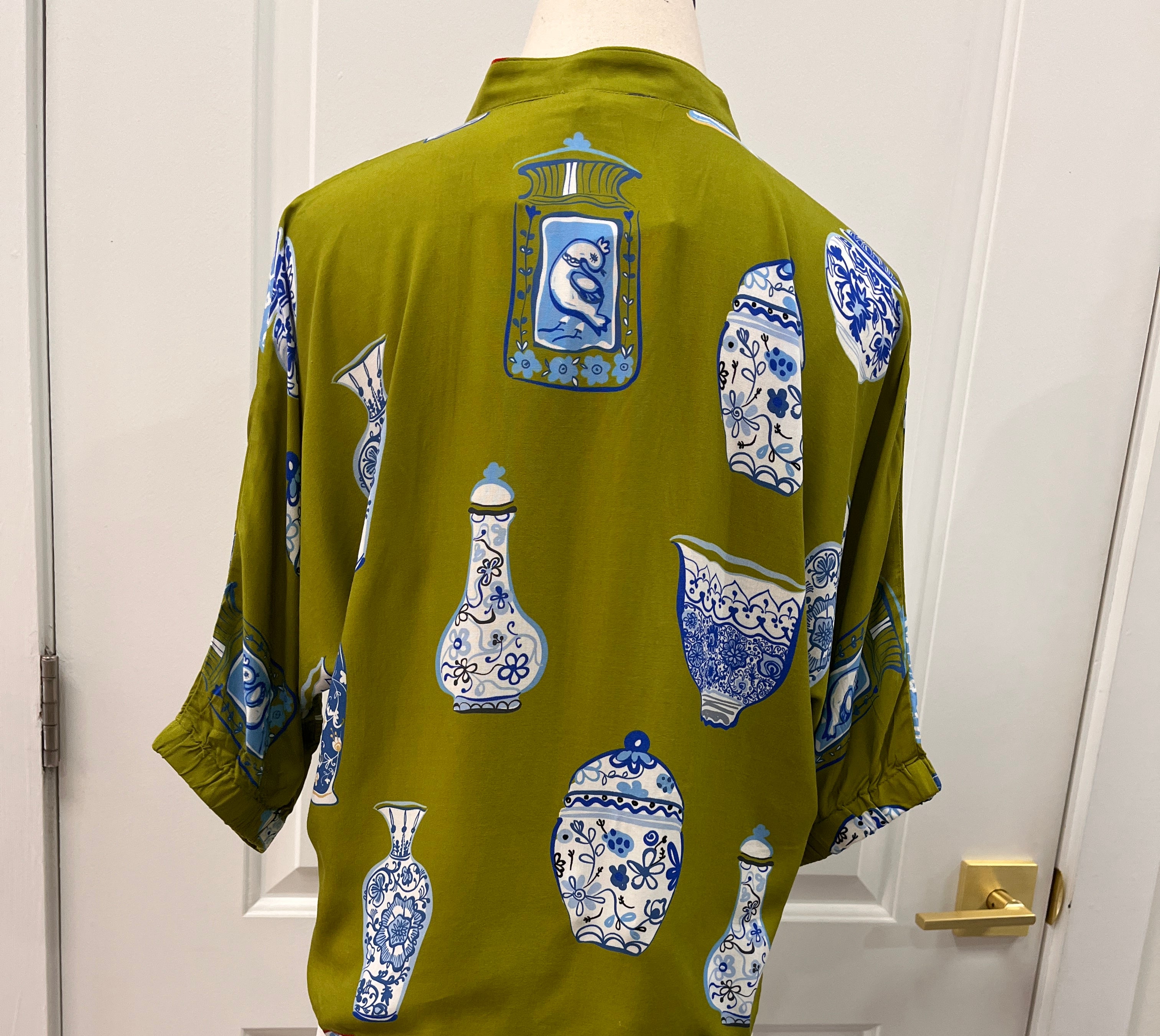 THMLvasebuttonuptopTatumtopFTM3417v