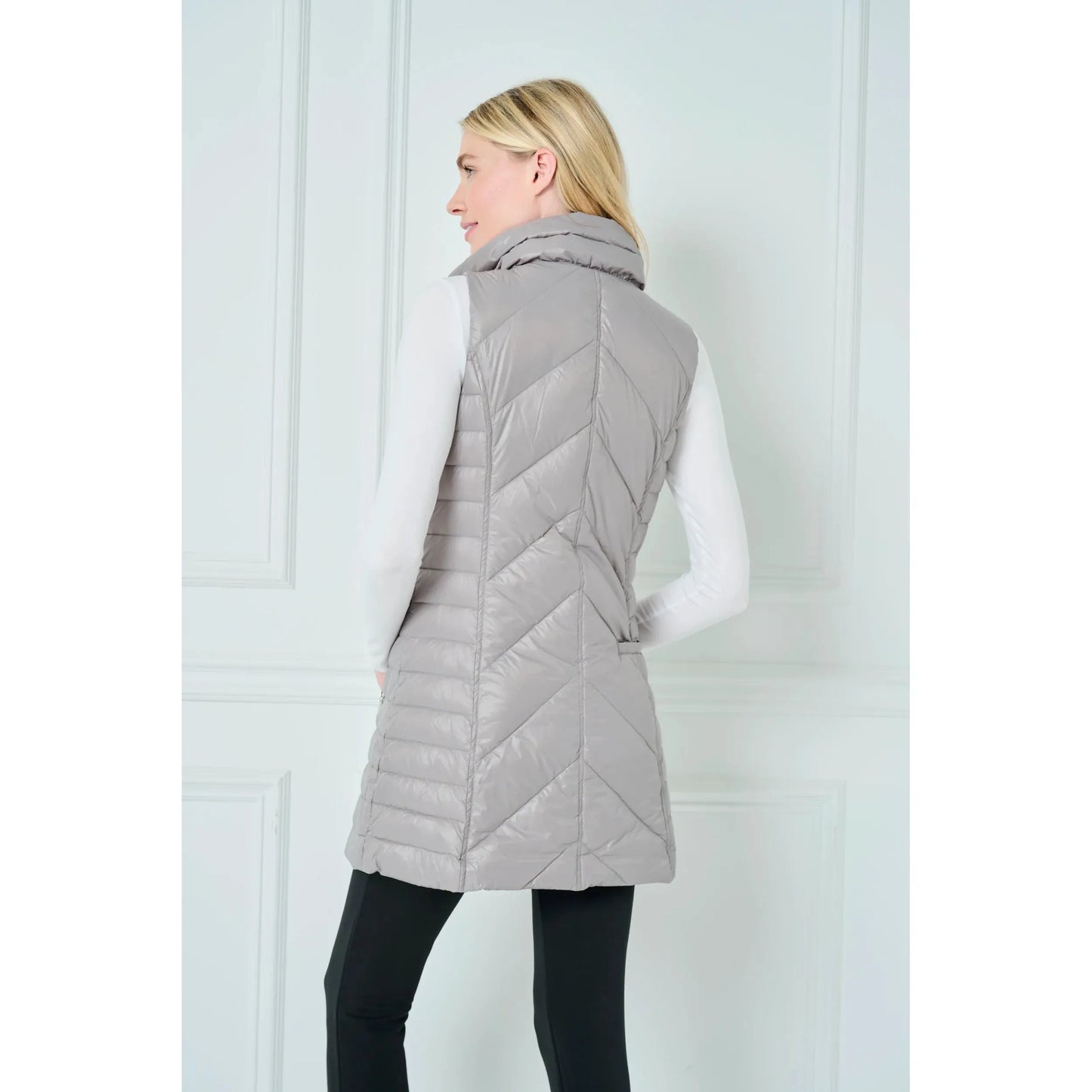 Amanda Vest in Fossil Gray