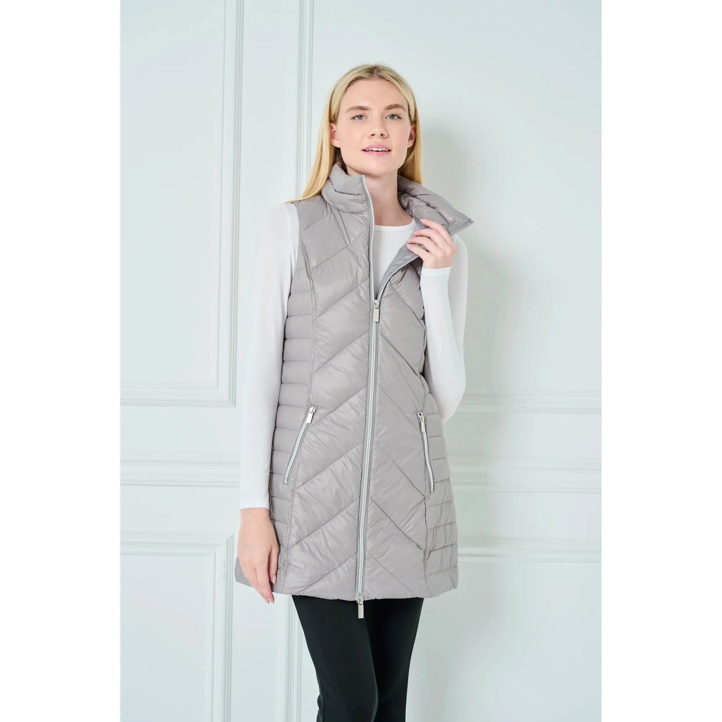 Amanda Vest in Fossil Gray
