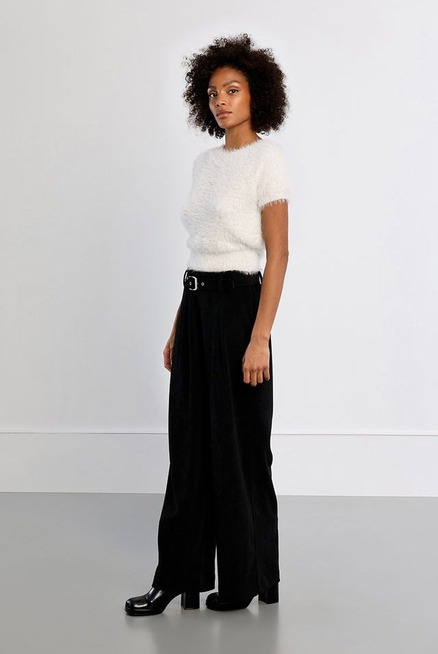 Martha Top by Molly Bracken in White, side view, fitted eyelash knit sweater, crew neckline with frayed edge trim, short cap sleeves with frayed edges, cropped waist length Style # NL45EN
