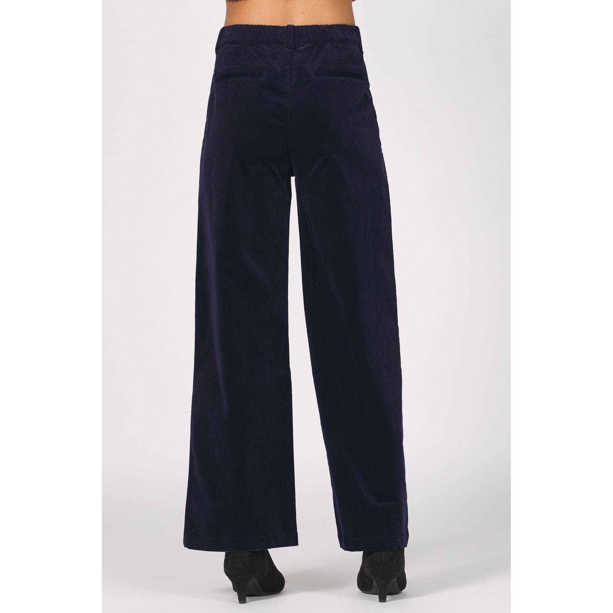 Anabel - Marj & Lizzie