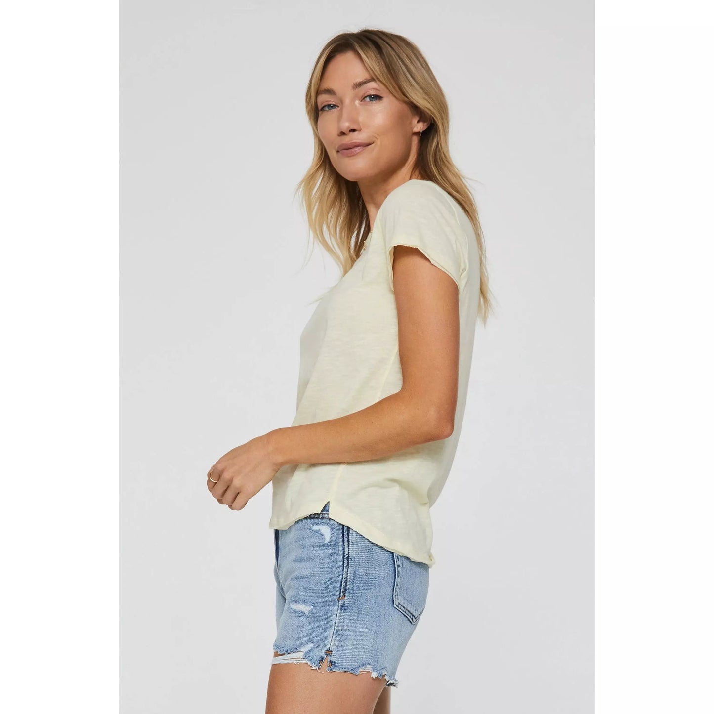 Yvet Tee