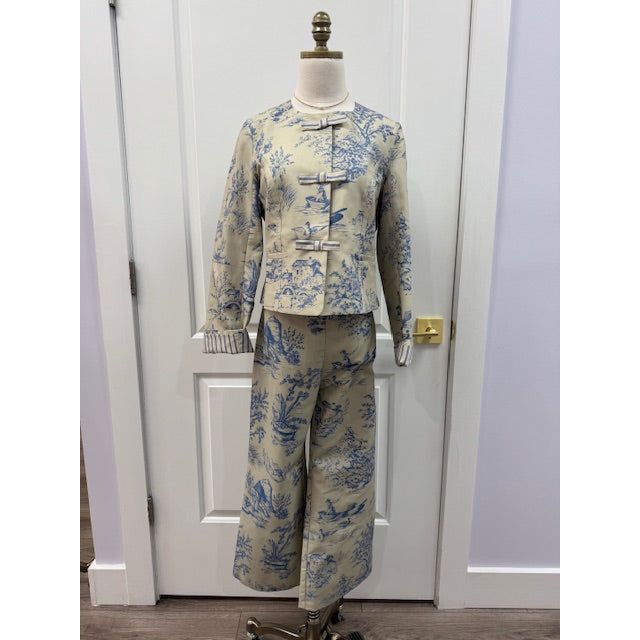 bluecreamtoilehiddenzipper