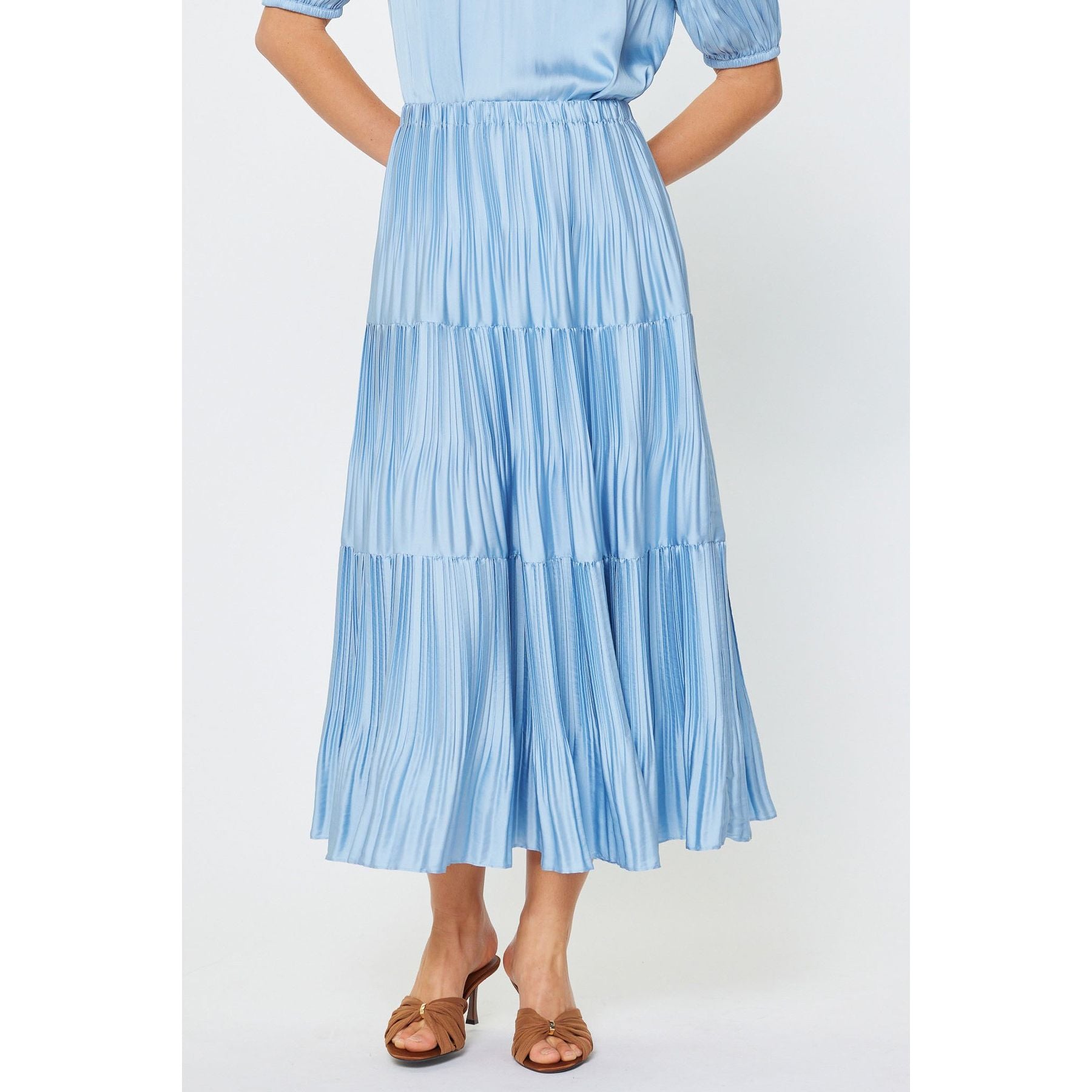 skirt pleated 3 tier ice blue