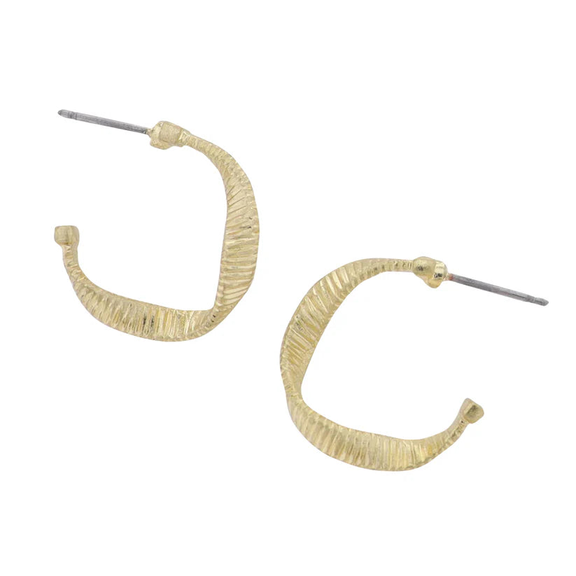 Gold Small Hoop Earring with Line Texture Twist Detail Style#JM70644E-16