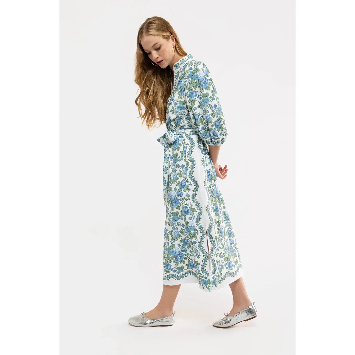 Smith & Quinn Brooks Dress in Cotswolds Scallop pattern, featuring a stylish, flowy design with elegant scalloped details.