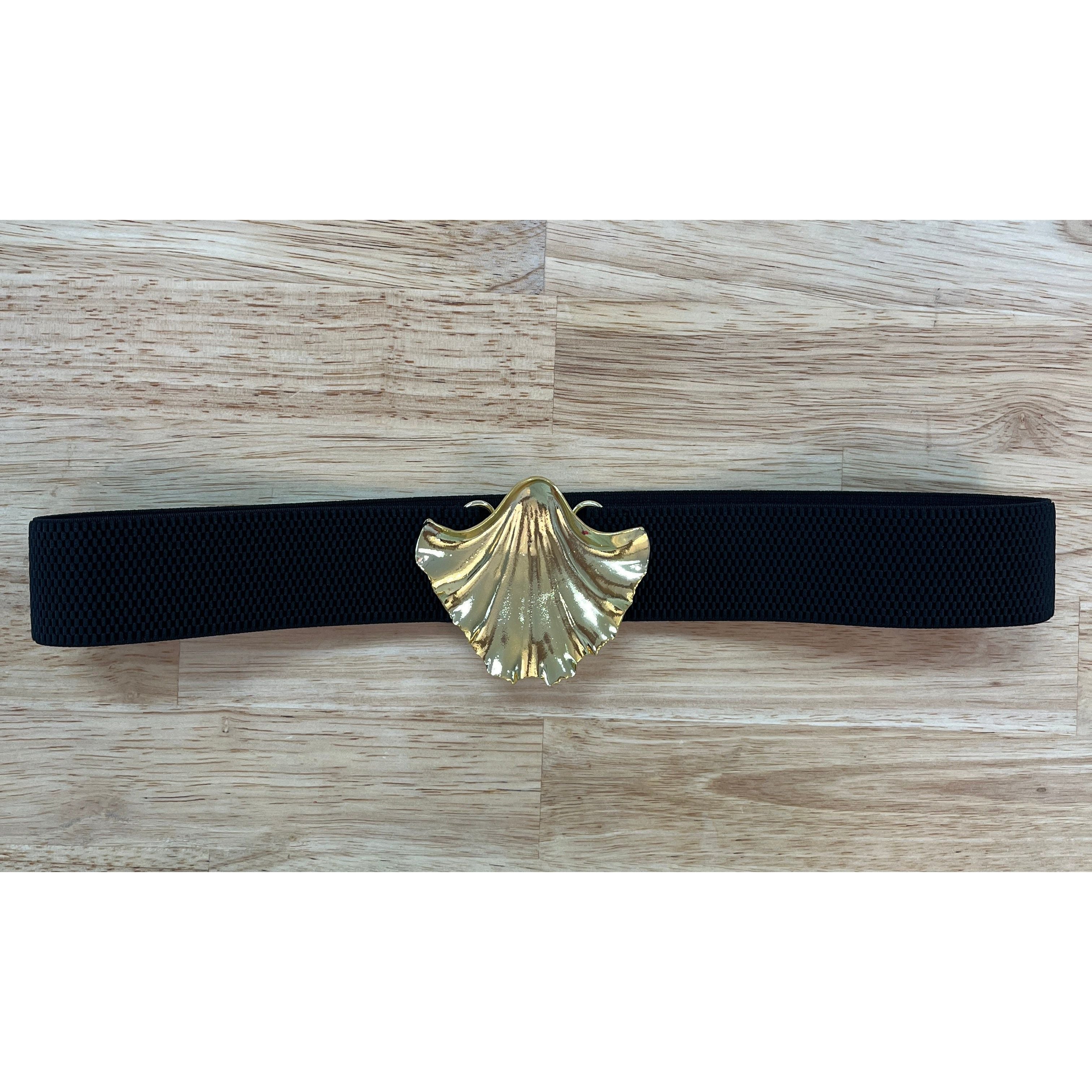 Clam Shell Buckle - Marj & Lizzie