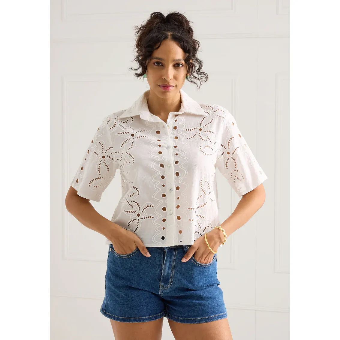 White Alivia Pheobe top featuring a delicate lily garden eyelet design, perfect for casual or dressy occasions.