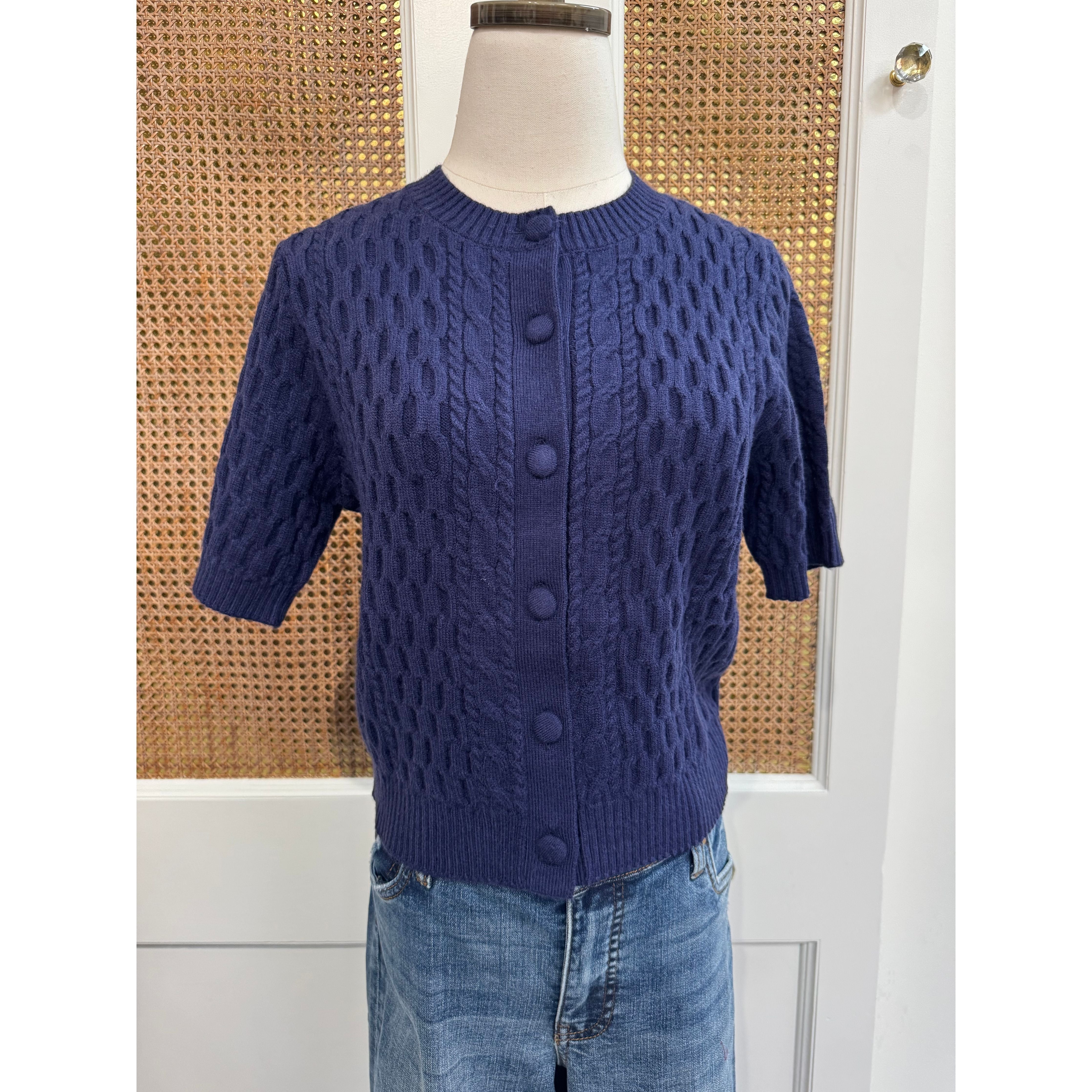 Style#WK0547 covered front buttons textured knit detail