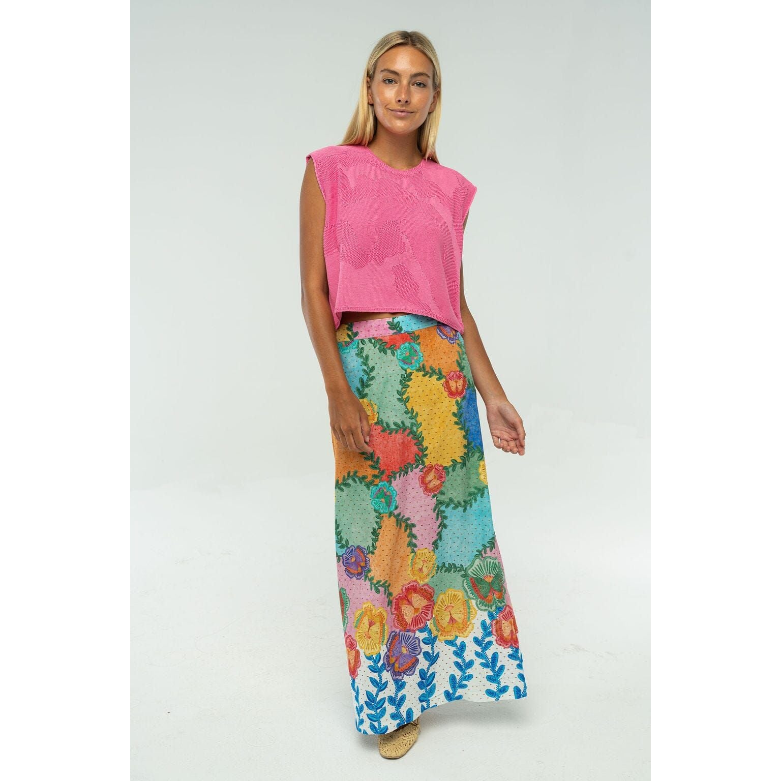 Briton Court Laura sleeveless sweater top in soft fabric, shown in a stylish sleeveless design with a cozy fit.