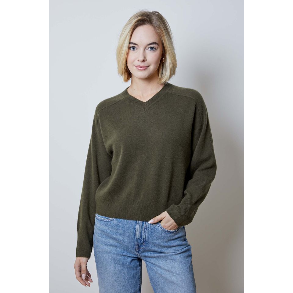 CZSE0112003, cashmere, design history, sweater