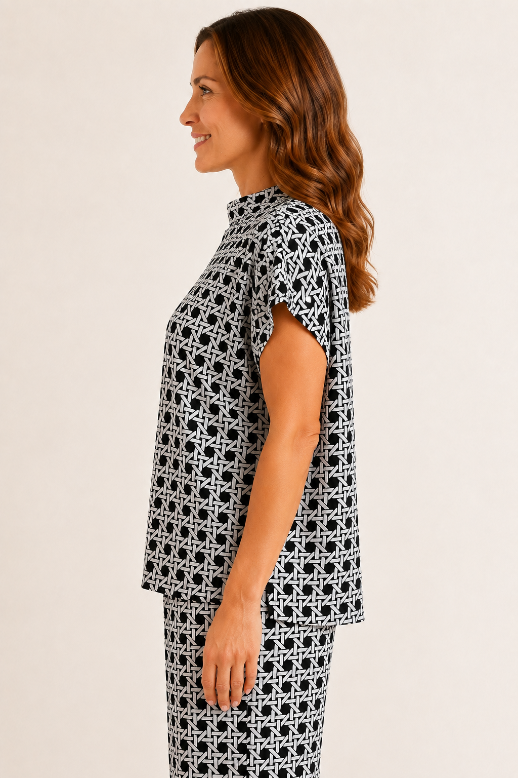 Side view: Tillie Top by Jude Connally in Black Rattan print, side view, cap sleeves, boxy relaxed silhouette Style # 301760