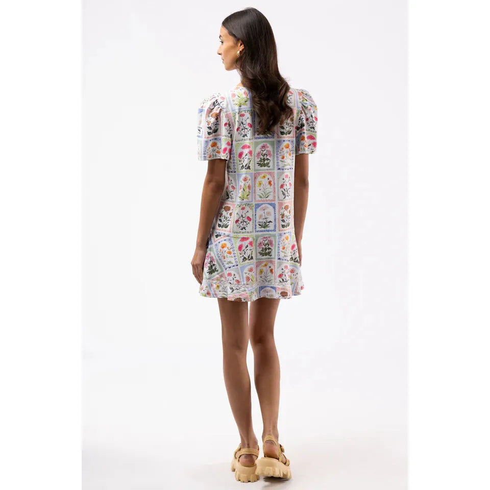 smith-quinn-womens-spring-rtw-collection-printed-signature-stretch-james-dress-flower-box