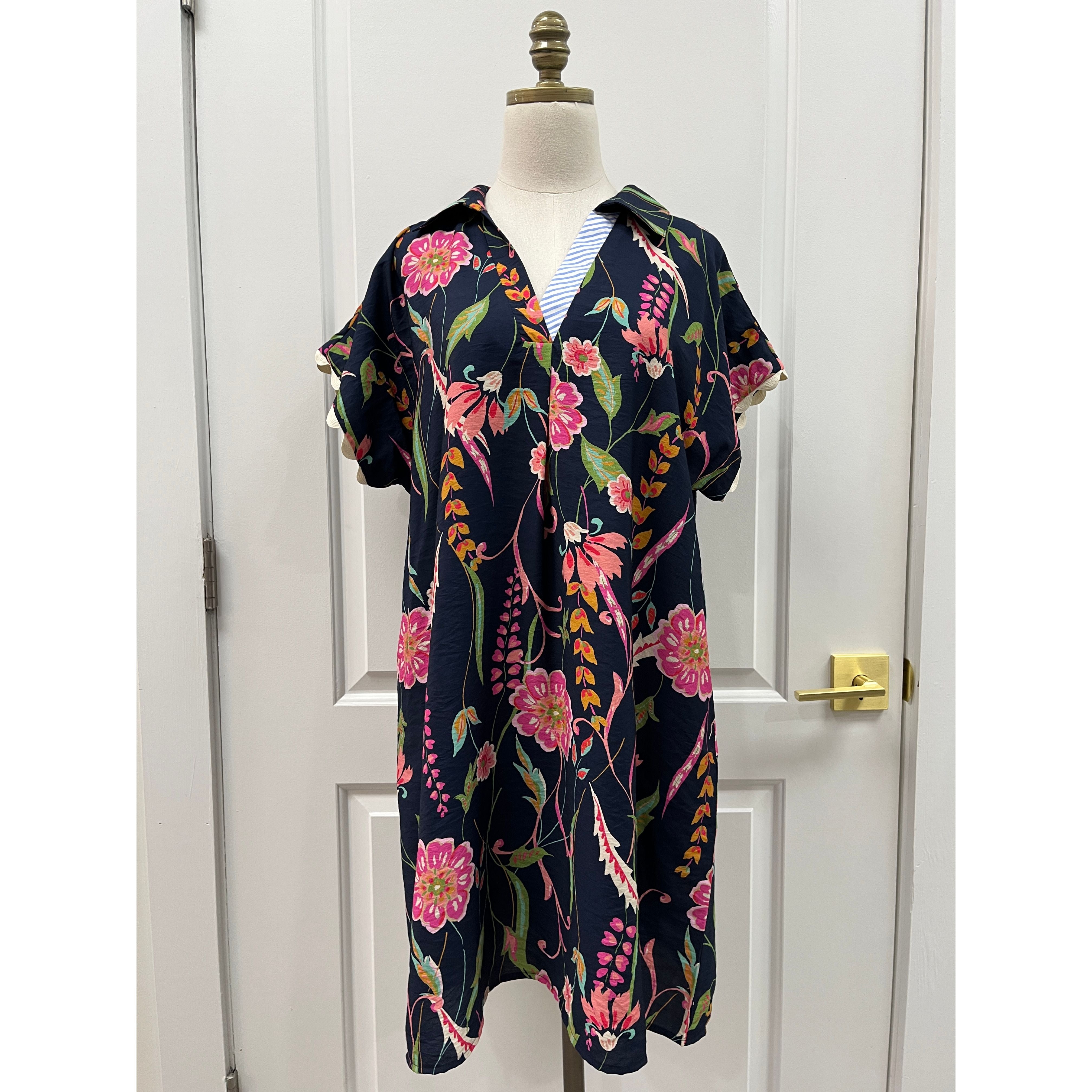 thml evelyn dress short sleeve floral pattern  navy style number FTM3325